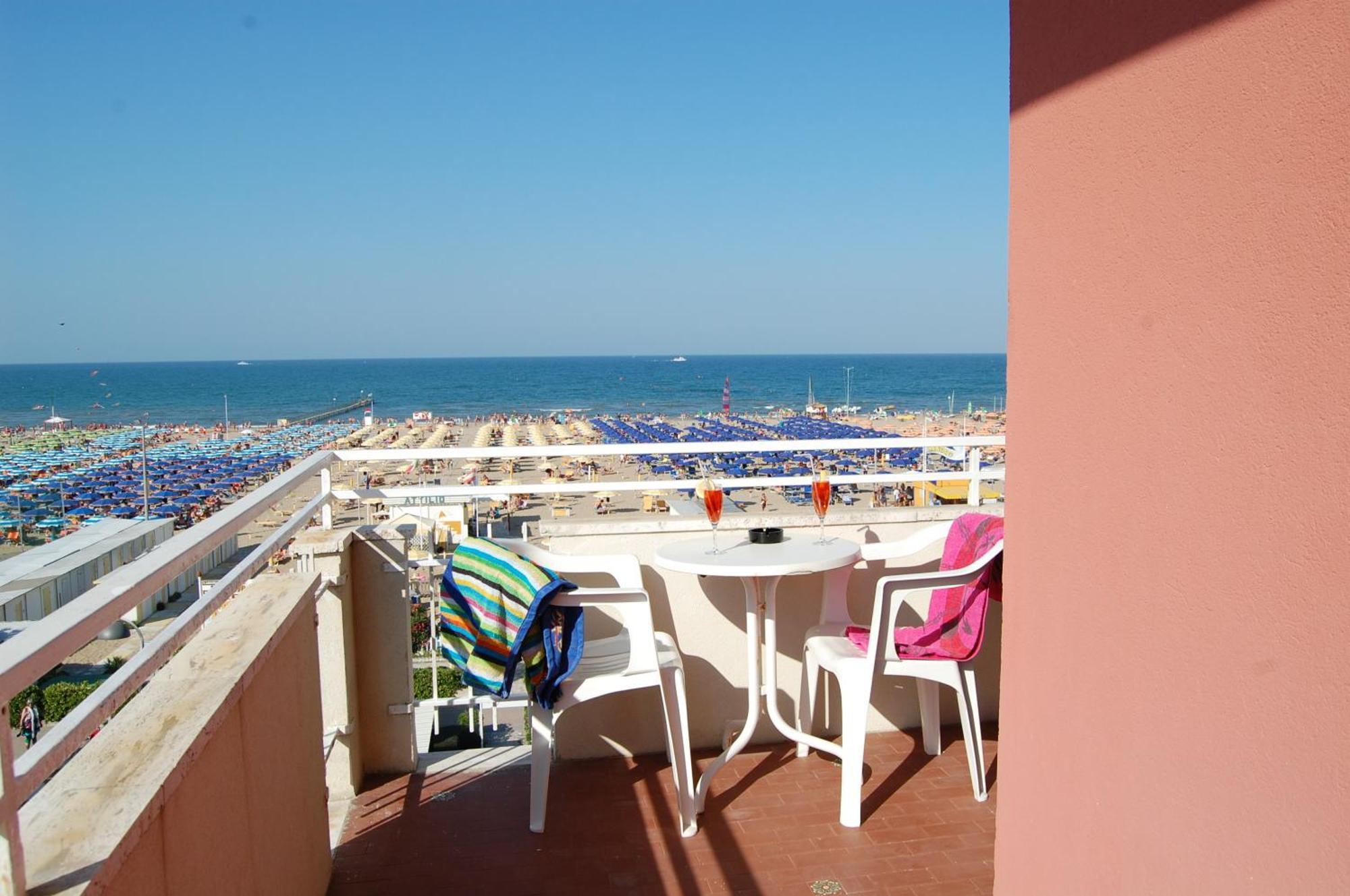 Hotel Nelson Rimini Exterior photo