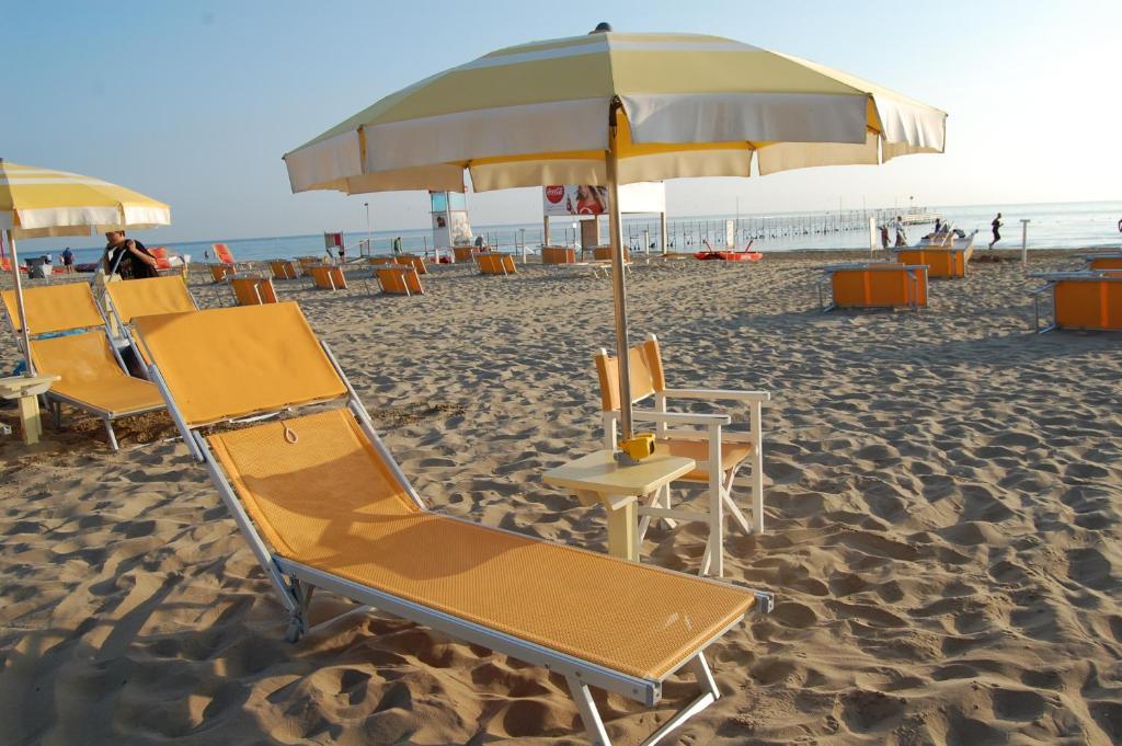 Hotel Nelson Rimini Exterior photo